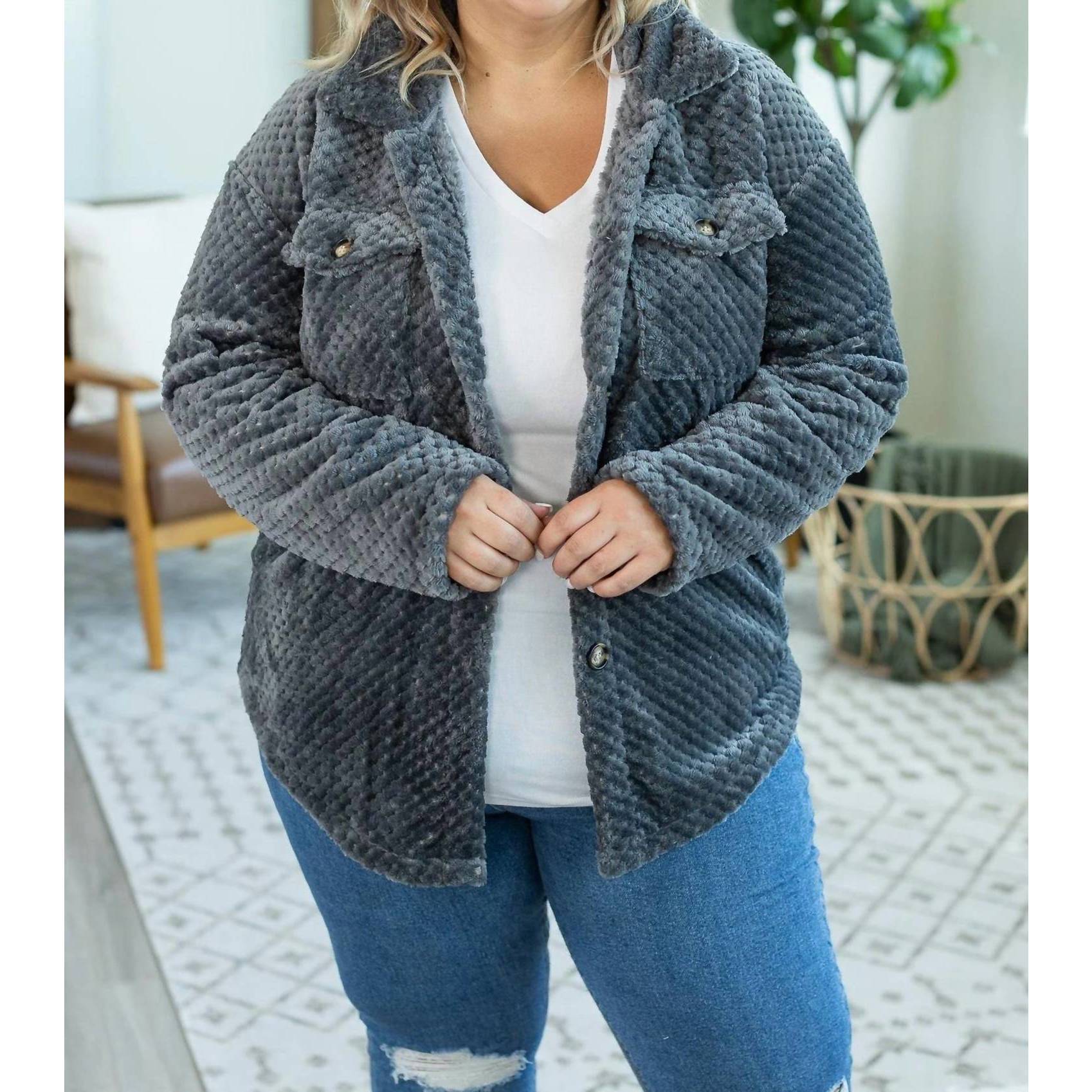 New Michelle Mae Fleece Shacket In Charcoal